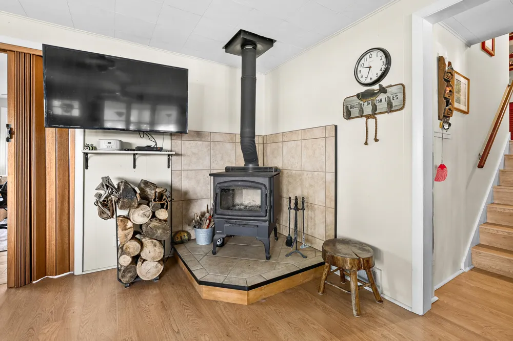 12101 Oakridge Road Plainwell, MI 49080