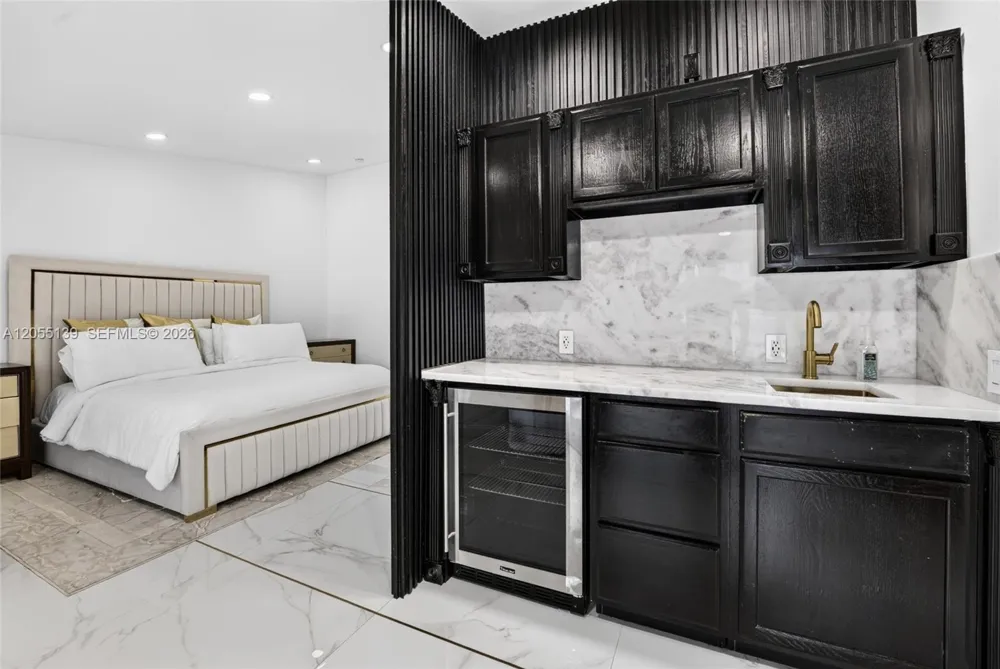 12051 NW 20th St Plantation, FL 33323