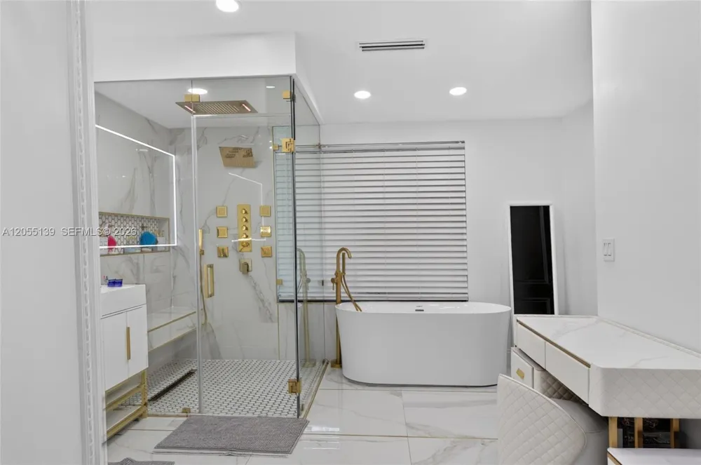 12051 NW 20th St Plantation, FL 33323