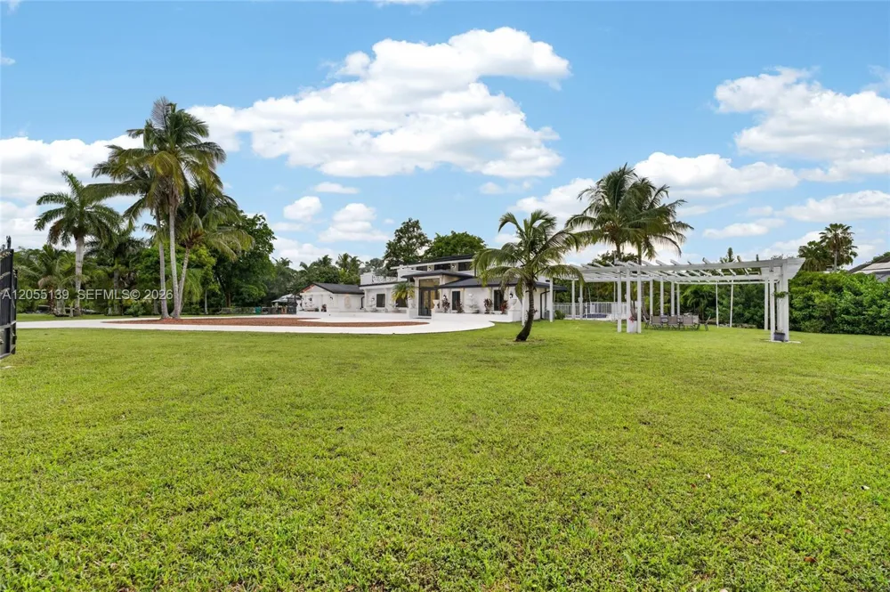 12051 NW 20th St Plantation, FL 33323