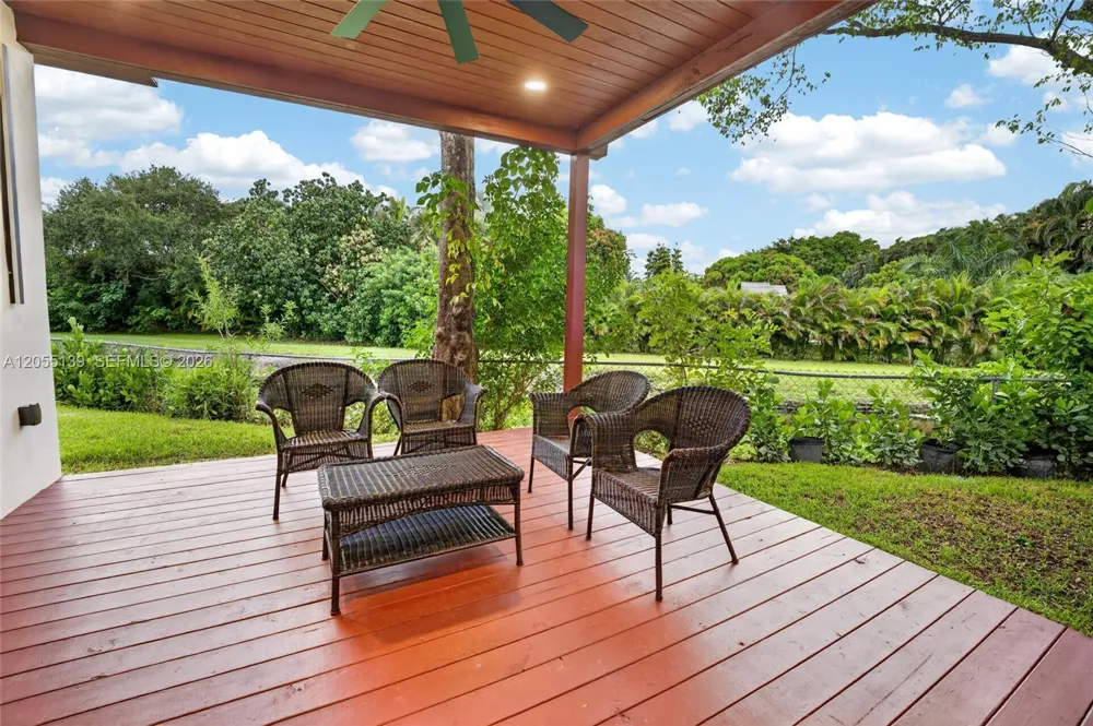 12051 NW 20th St Plantation, FL 33323