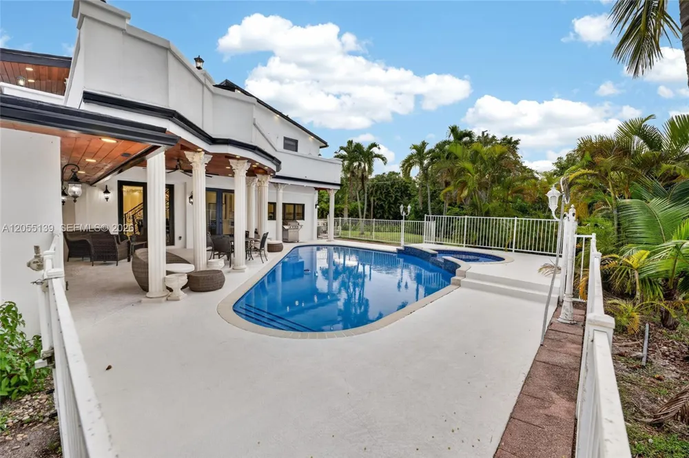 12051 NW 20th St Plantation, FL 33323