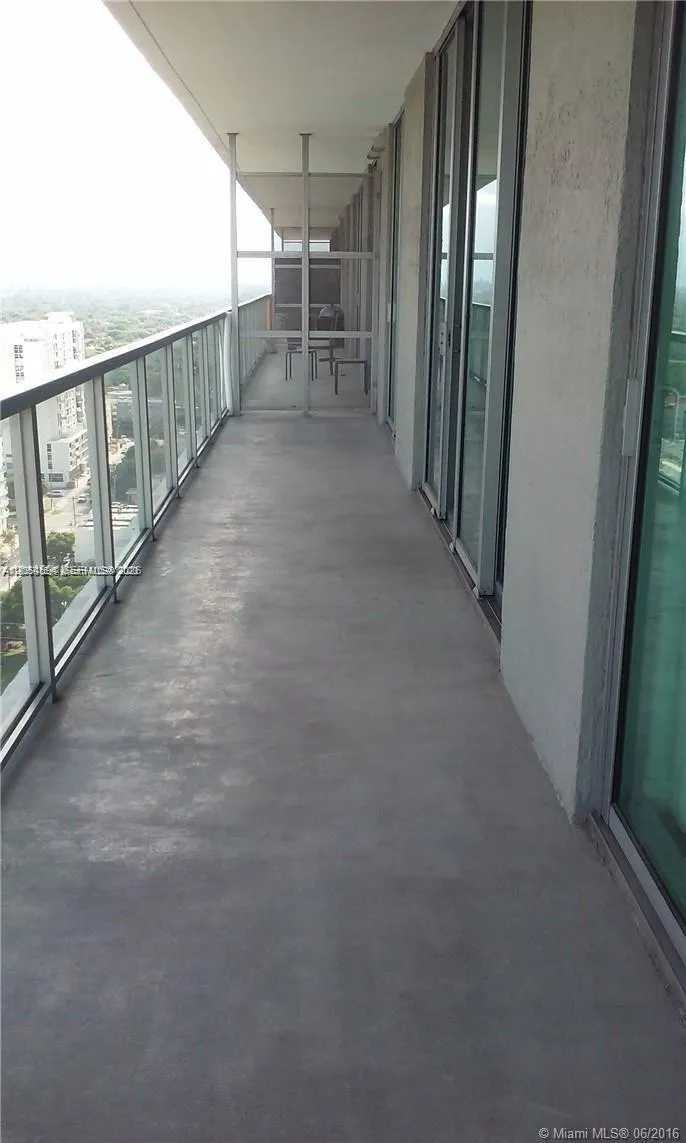 1111 SW 1st Ave #3816 Miami, FL 33130