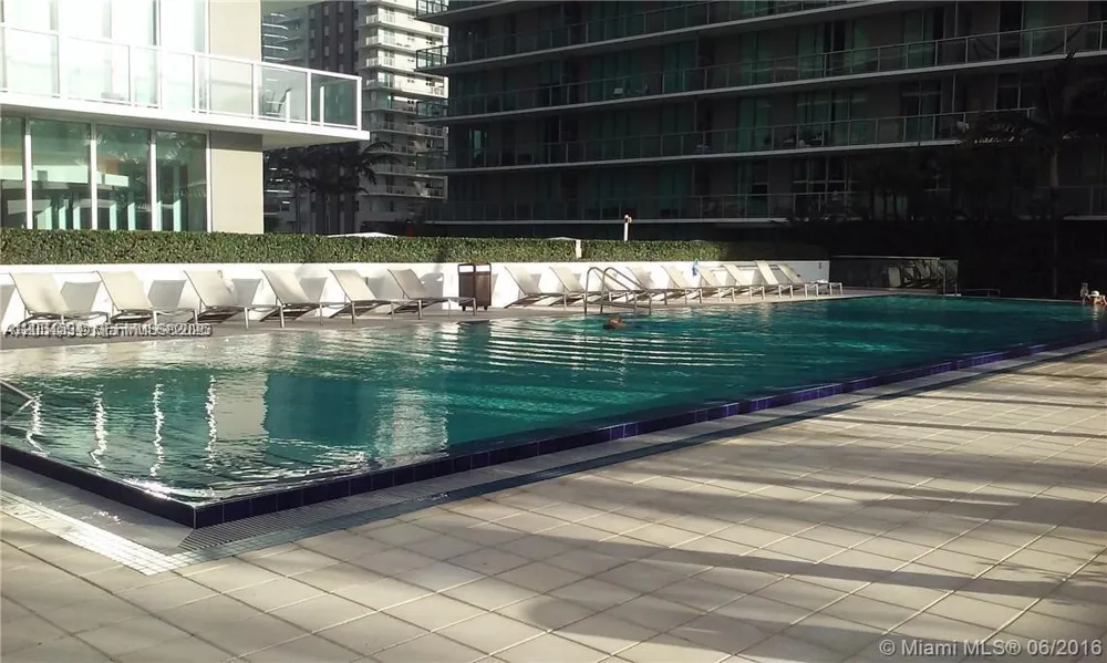1111 SW 1st Ave #3816 Miami, FL 33130