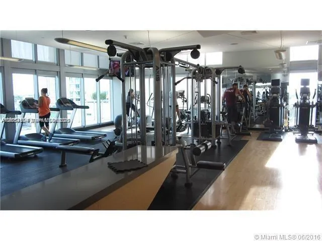 1111 SW 1st Ave #3816 Miami, FL 33130