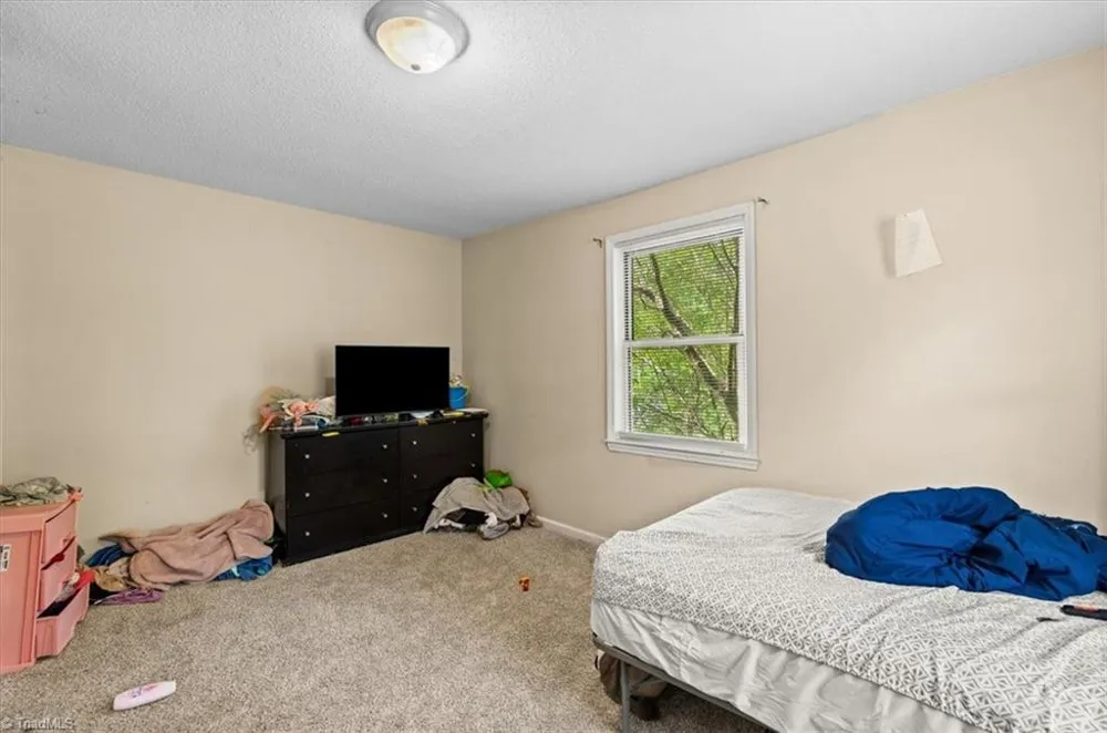 1844 Price Road Eden, NC 27288