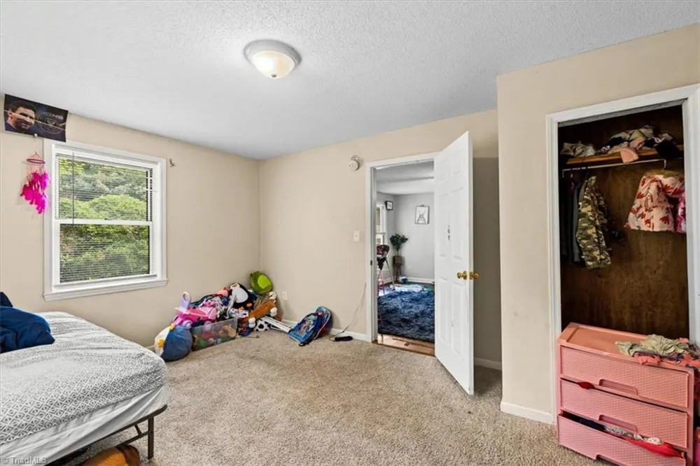 1844 Price Road Eden, NC 27288