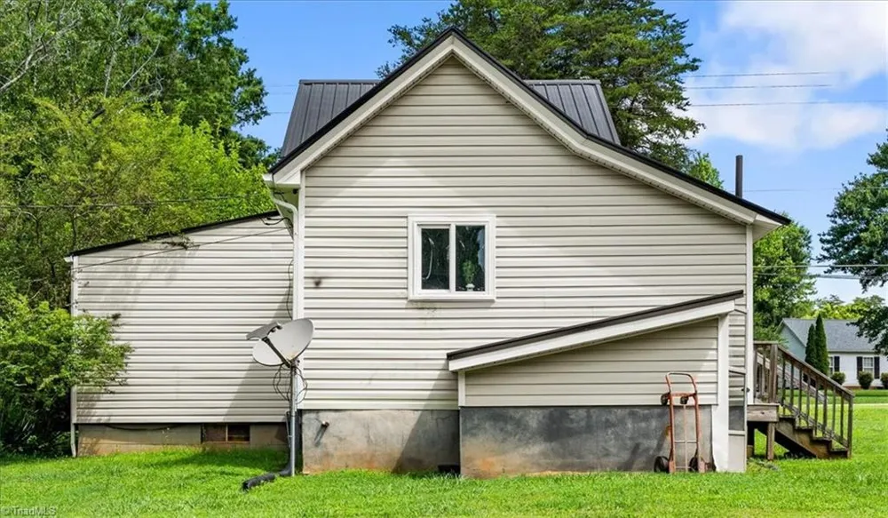 1844 Price Road Eden, NC 27288