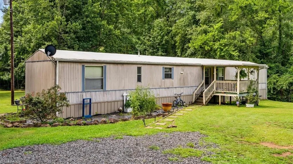 1844 Price Road Eden, NC 27288