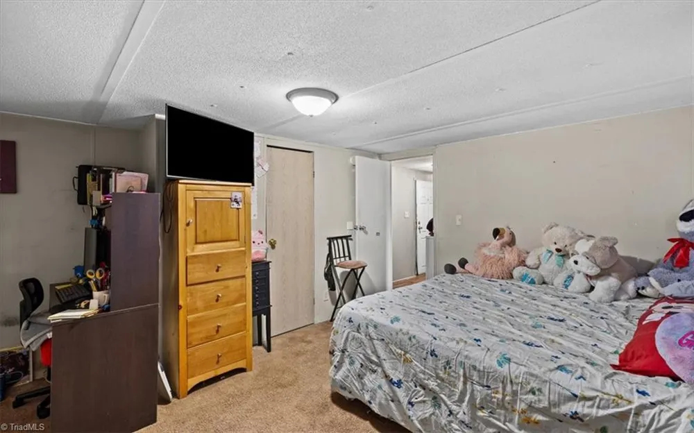 1844 Price Road Eden, NC 27288
