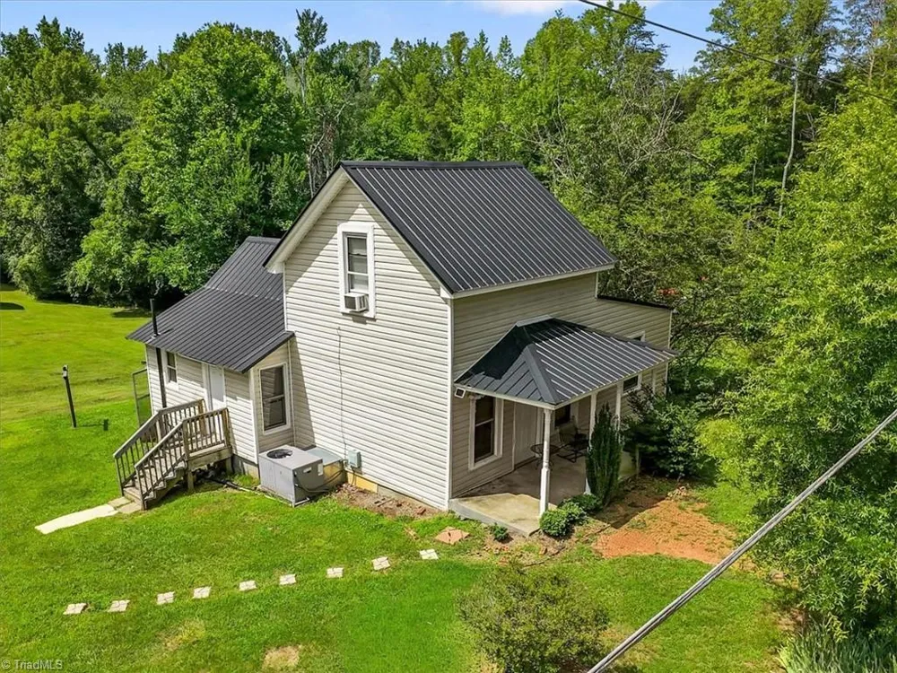 1844 Price Road Eden, NC 27288