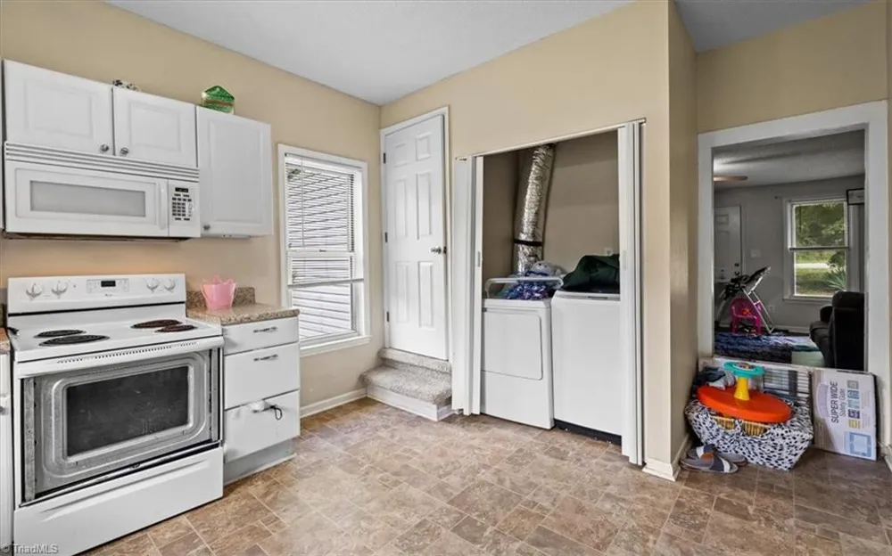 1844 Price Road Eden, NC 27288