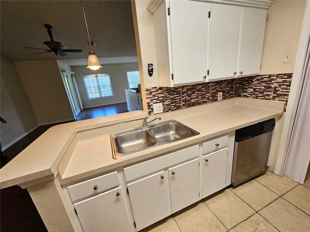 6548 SWISSCO DRIVE #628 Orlando, FL 32822