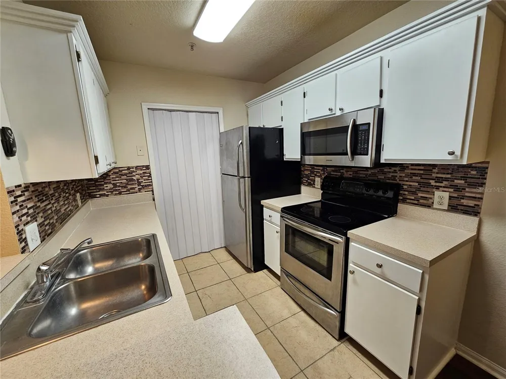 6548 SWISSCO DRIVE #628 Orlando, FL 32822