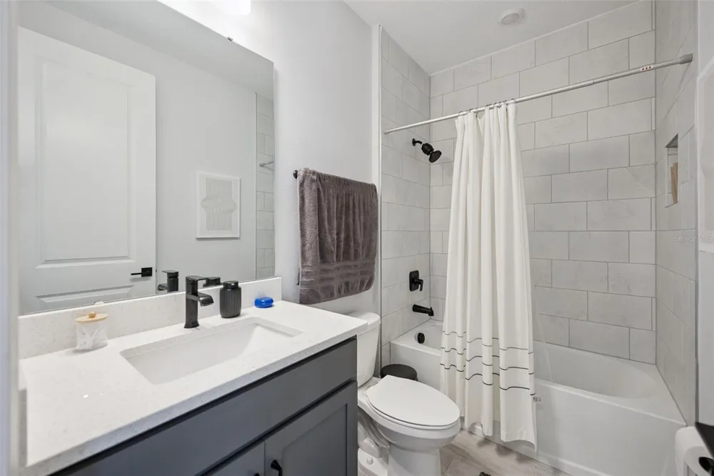 13557 MCMILLAN DRIVE Orlando, FL 32827