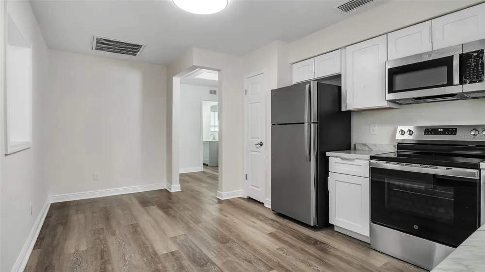 1213 E 24TH AVENUE Tampa, FL 33605
