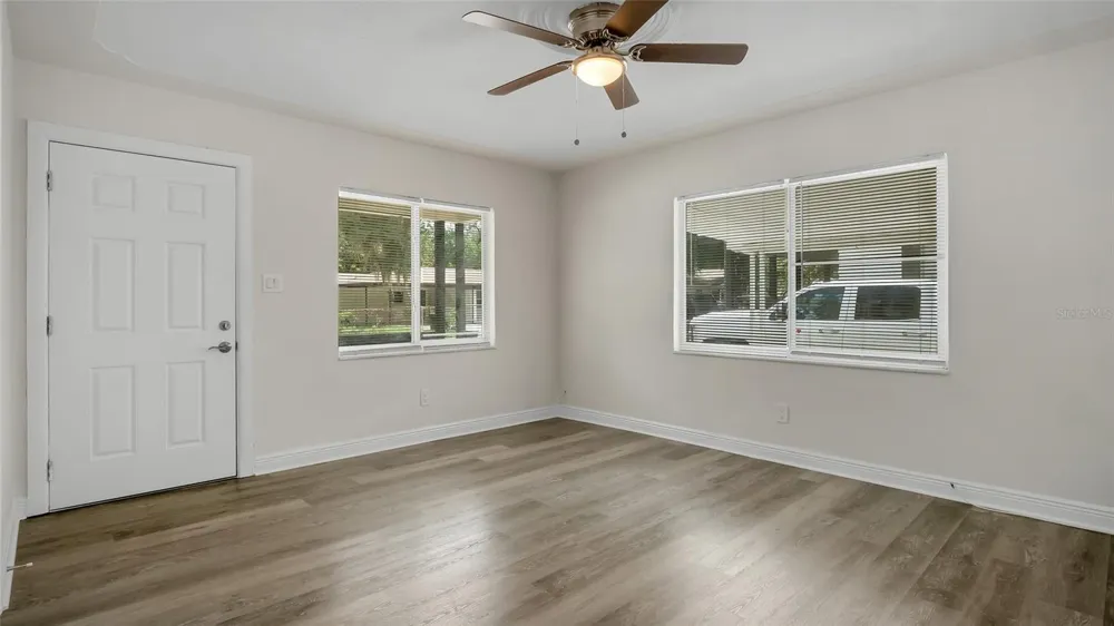 1213 E 24TH AVENUE Tampa, FL 33605