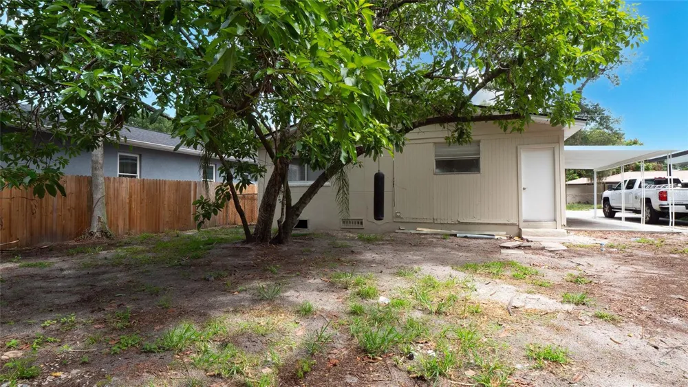 1213 E 24TH AVENUE Tampa, FL 33605