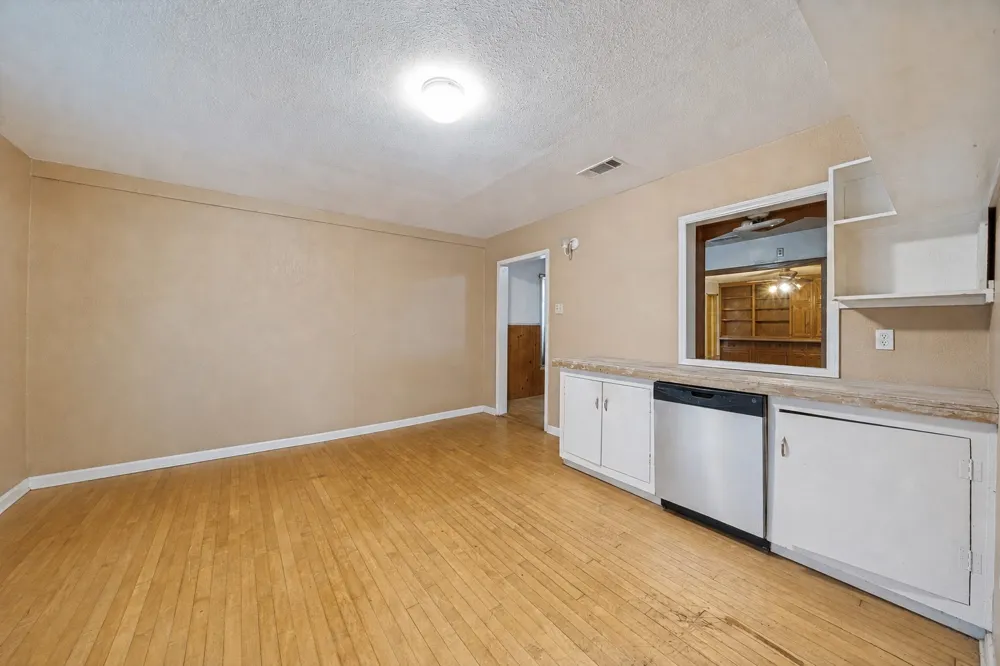 207 Woodward Street Austin, TX 78704