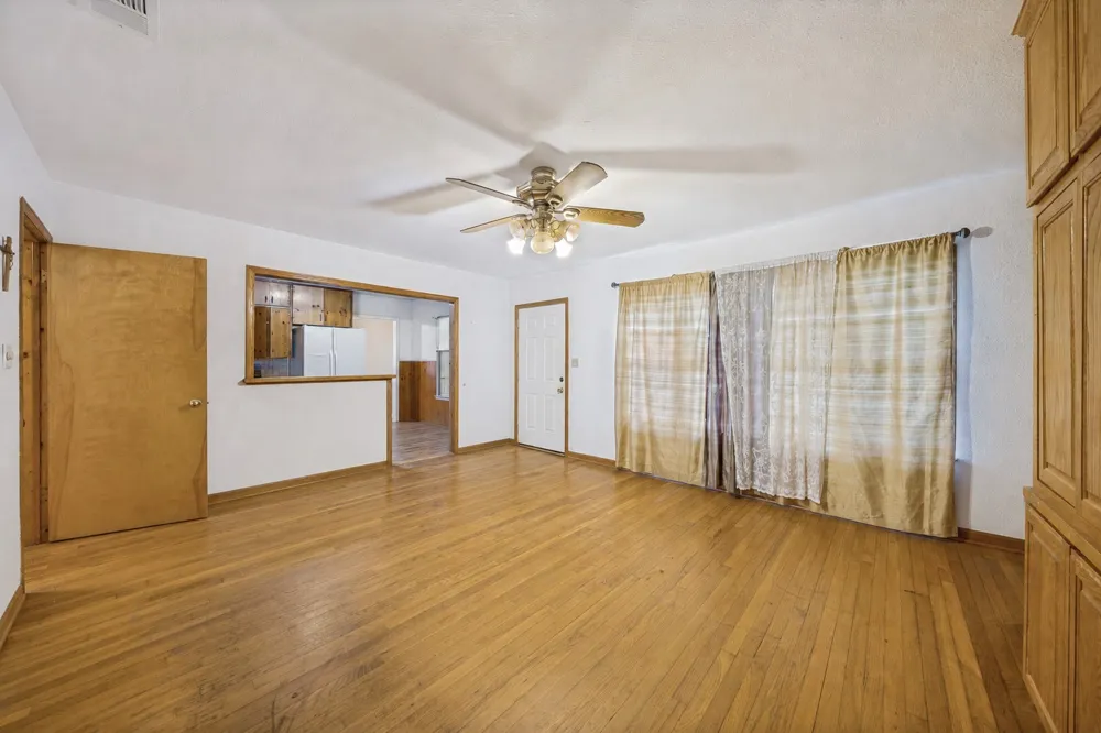 207 Woodward Street Austin, TX 78704