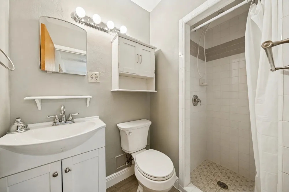 207 Woodward Street Austin, TX 78704