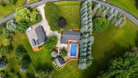 6757 Horseshoe Bend Drive