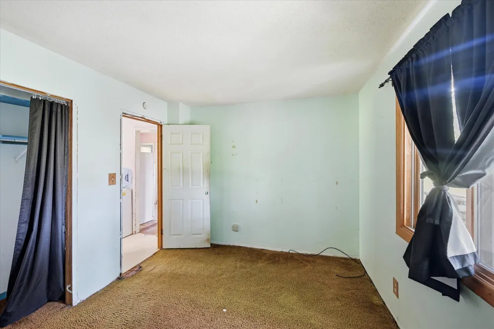12212 283rd Avenue Princeton, MN 55371