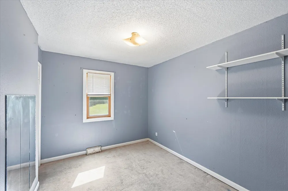 12212 283rd Avenue Princeton, MN 55371