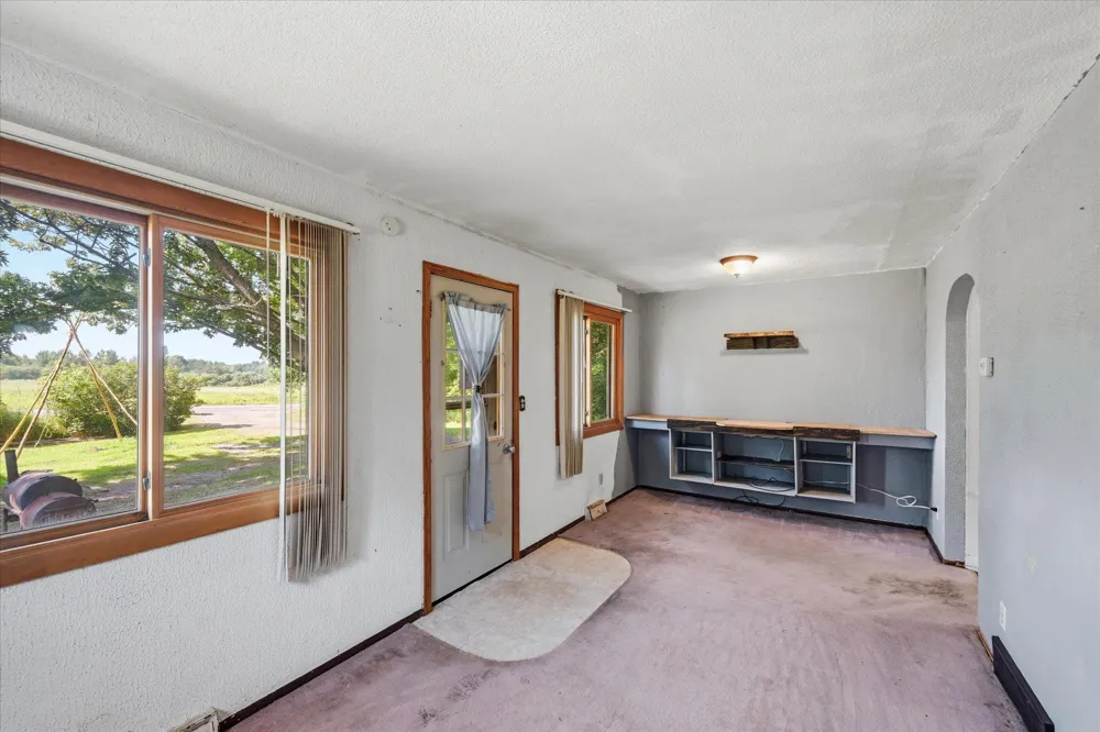 12212 283rd Avenue Princeton, MN 55371