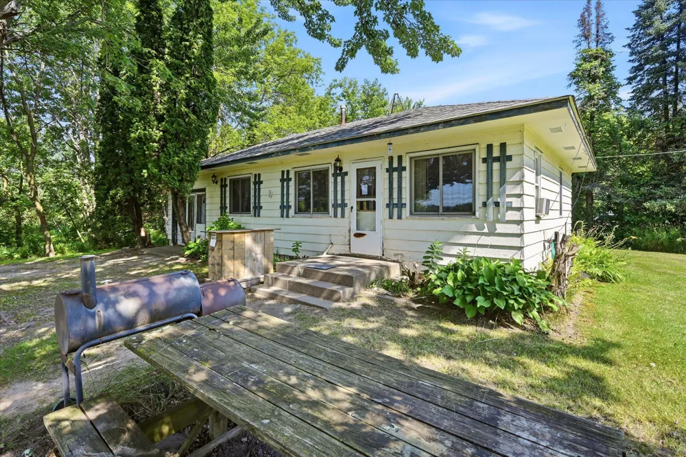 12212 283rd Avenue Princeton, MN 55371