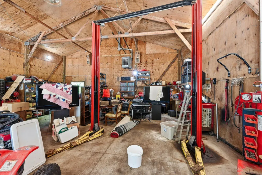 12212 283rd Avenue Princeton, MN 55371