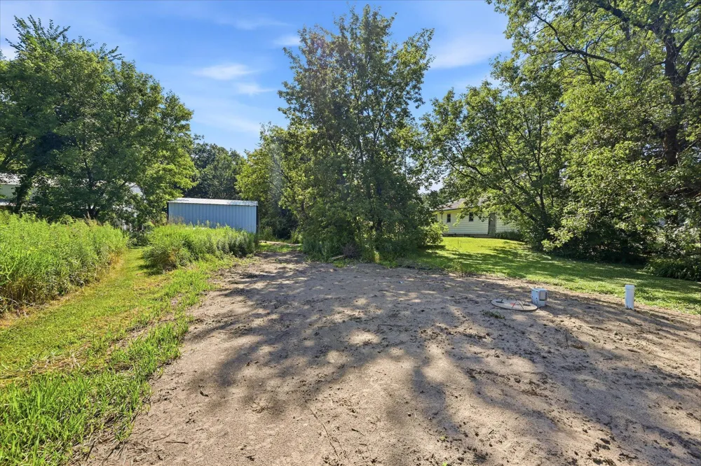 12212 283rd Avenue Princeton, MN 55371