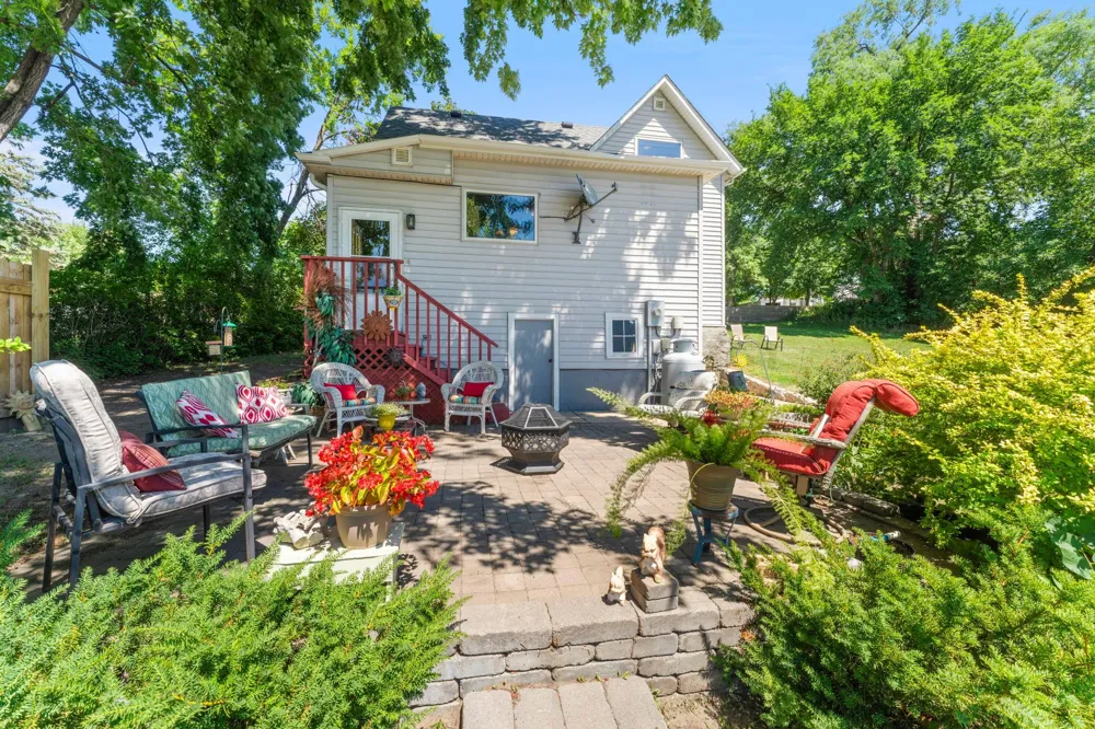 113 3rd Street SE Ortonville, MN 56278