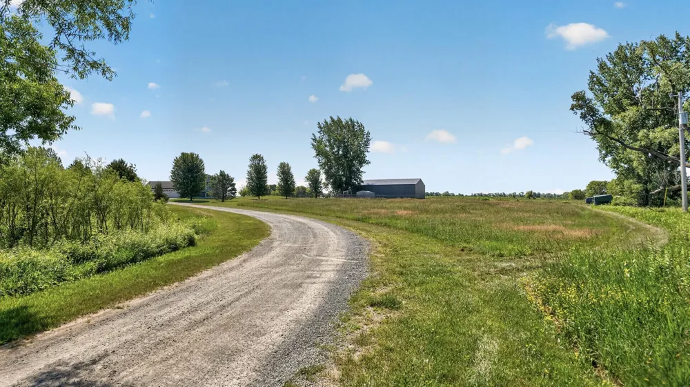 13487 Saint Croix Trail North Branch, MN 55056