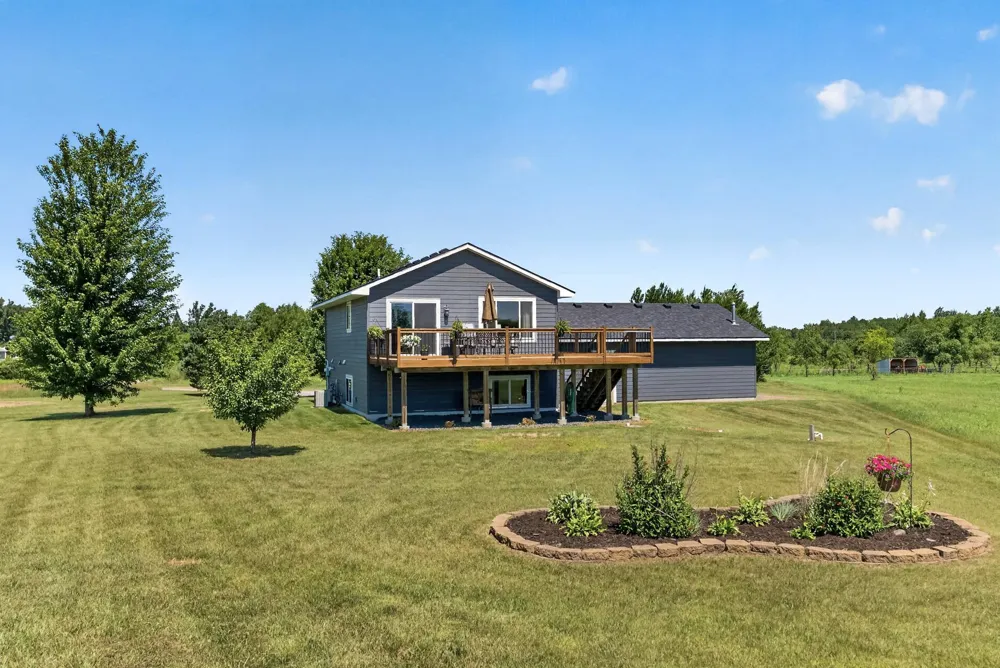 13487 Saint Croix Trail North Branch, MN 55056
