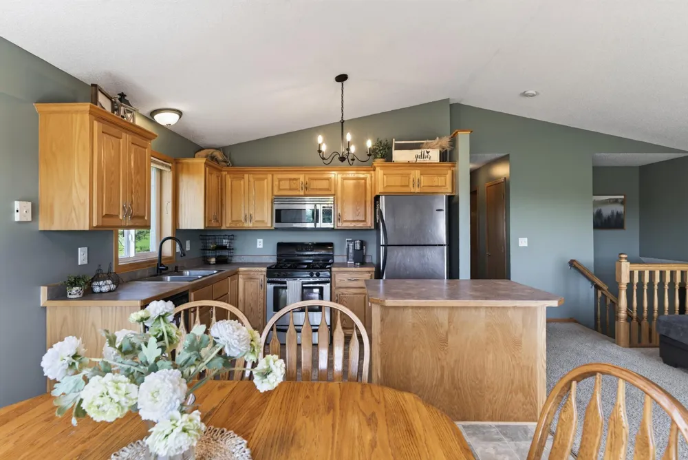 13487 Saint Croix Trail North Branch, MN 55056