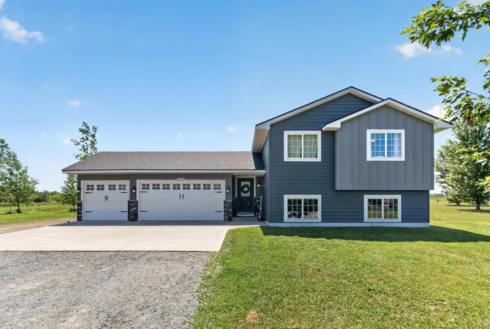 13487 Saint Croix Trail North Branch, MN 55056