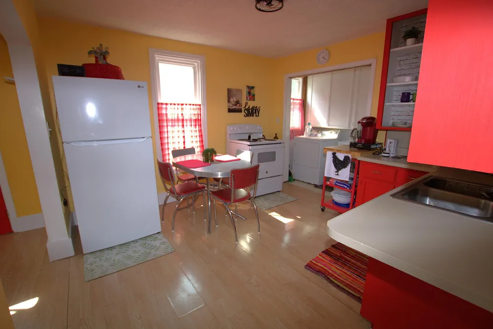 425 8th Street NE Staples, MN 56479