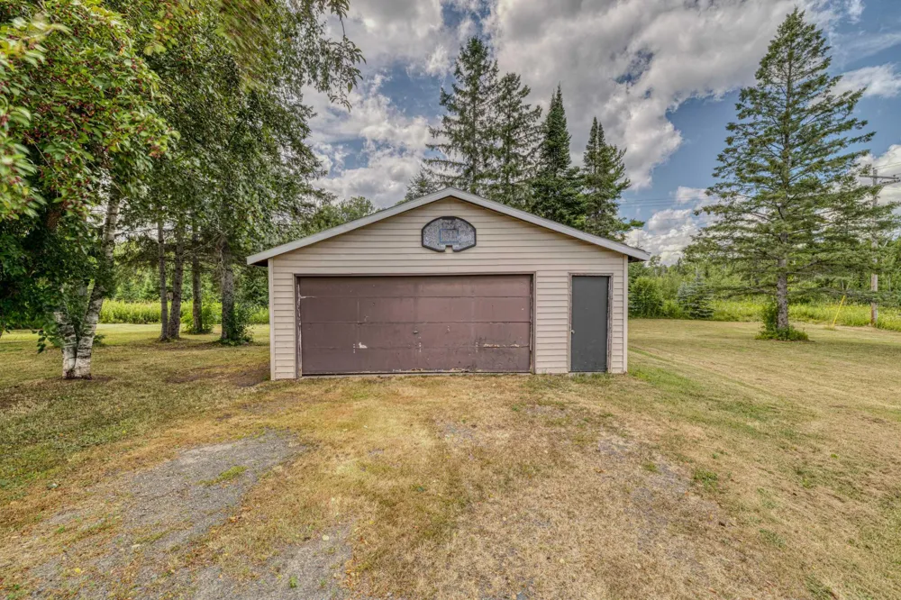 8546 E Spaulding Road South Range, WI 54874