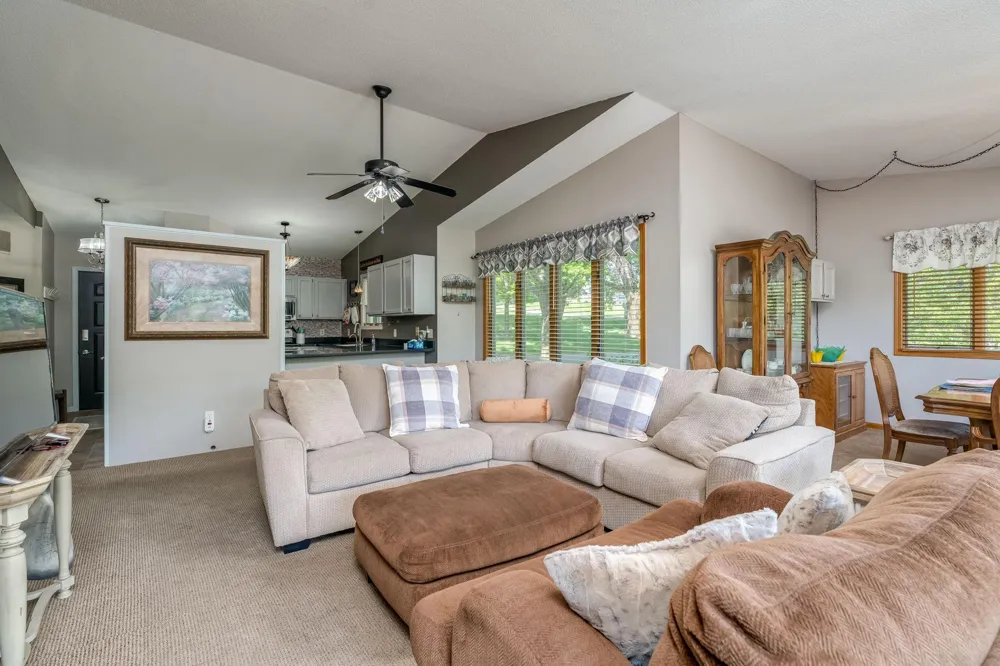 6105 Shamrock Drive Madison Lake, MN 56063