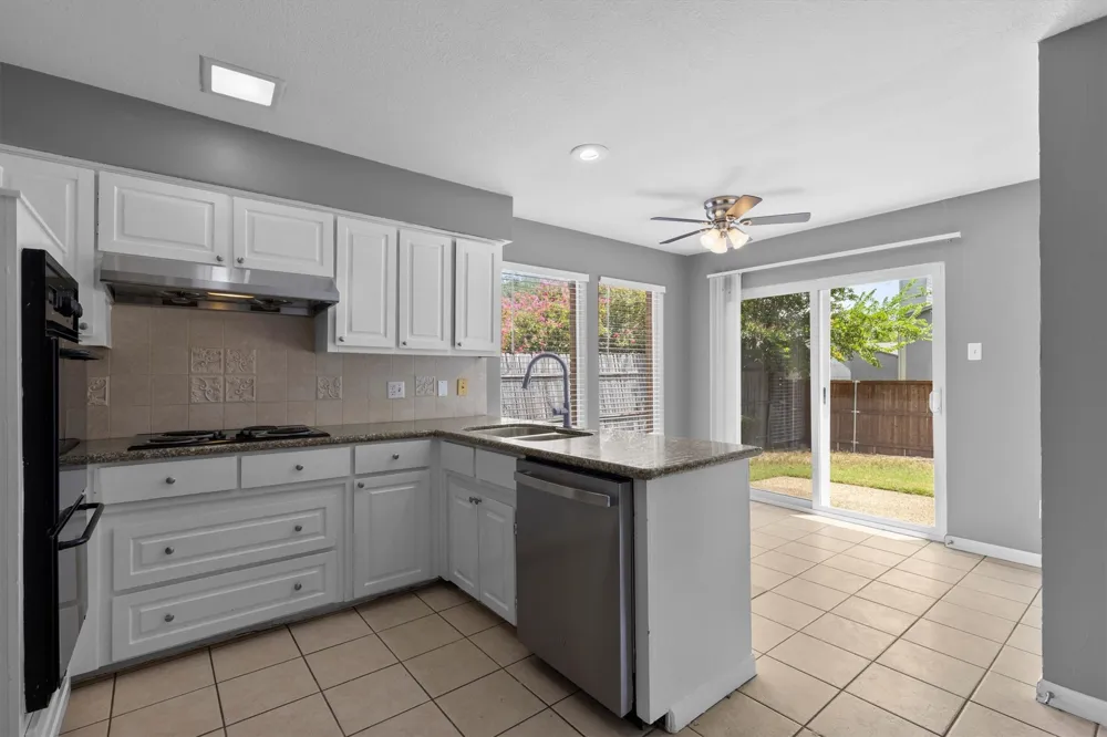 1908 Treehouse Lane Plano, TX 75023