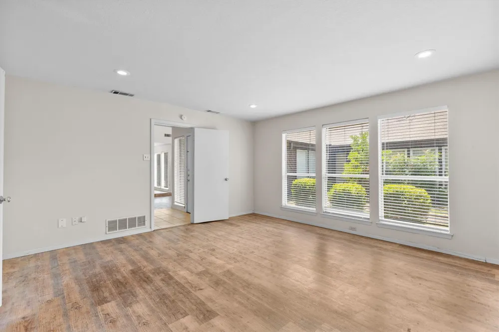 1908 Treehouse Lane Plano, TX 75023