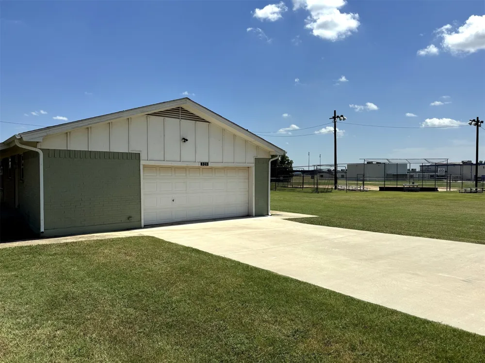 321 E Lake Street Krum, TX 76249