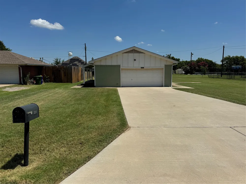 321 E Lake Street Krum, TX 76249