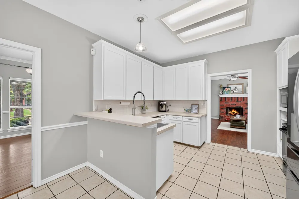 2724 Winterlake Drive Carrollton, TX 75006