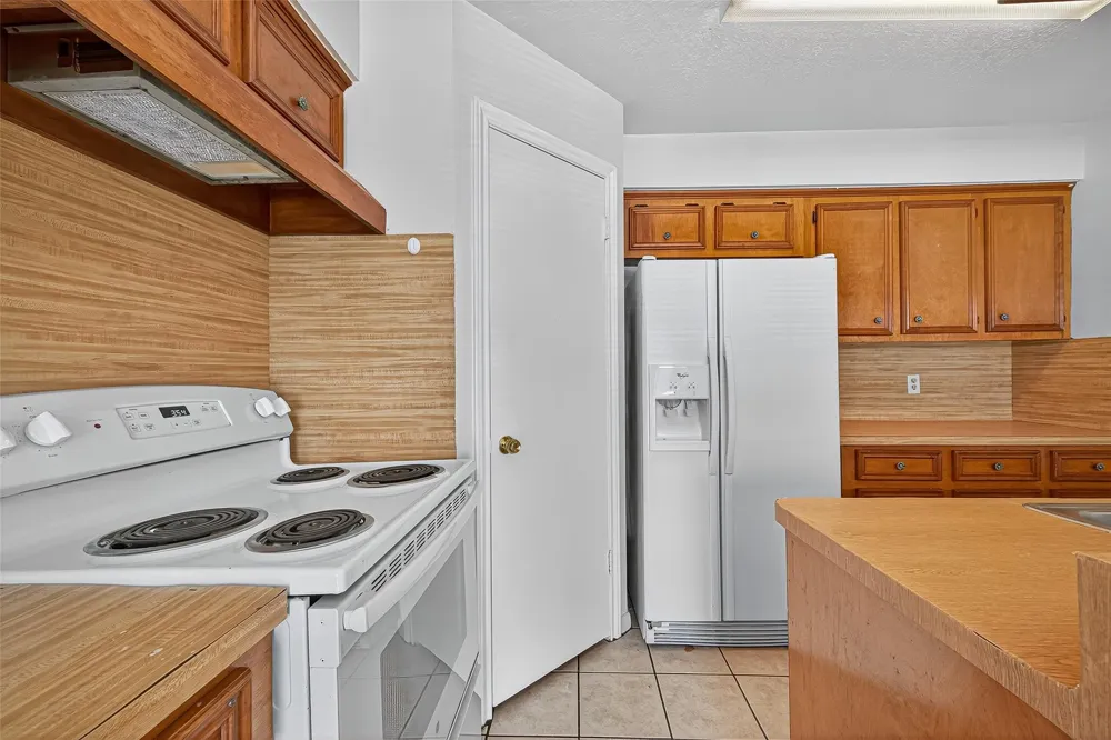 11503 Nobility Drive #4 C Stafford, TX 77477