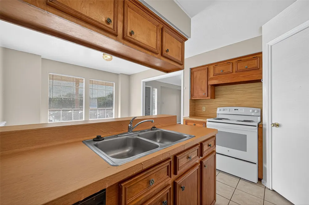 11503 Nobility Drive #4 C Stafford, TX 77477