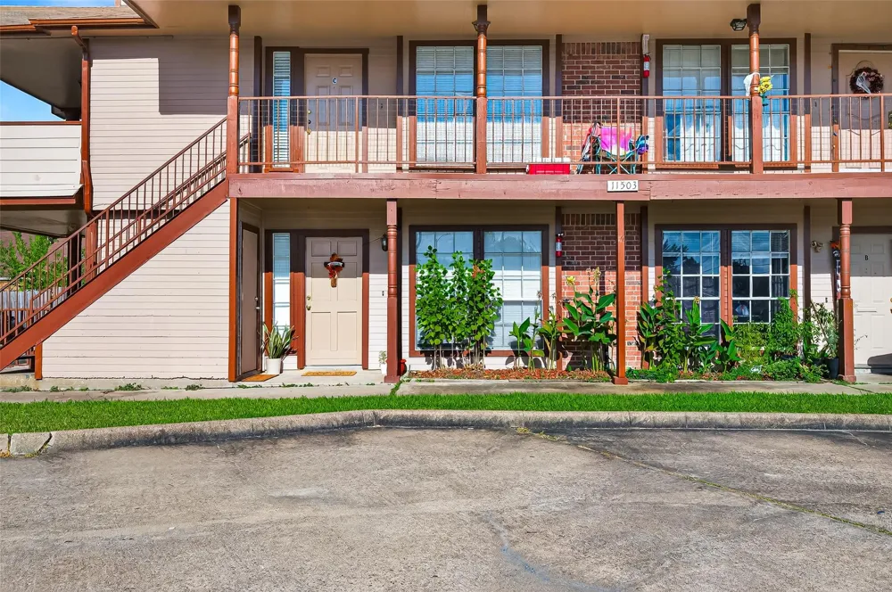 11503 Nobility Drive #4 C Stafford, TX 77477