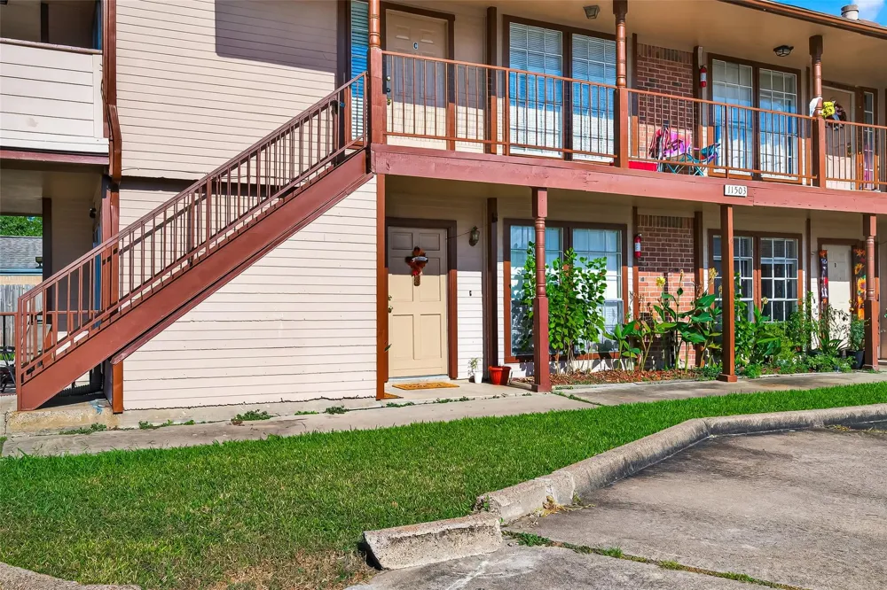 11503 Nobility Drive #4 C Stafford, TX 77477