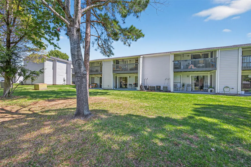 13151 Walden Road #129 Montgomery, TX 77356